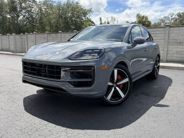 2026 PORSCHE Cayenne