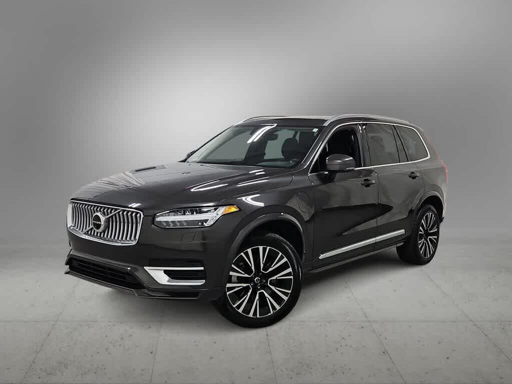 2023 VOLVO XC90