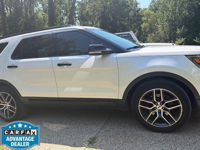 2019 FORD Explorer