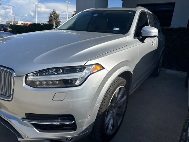 2019 VOLVO XC90