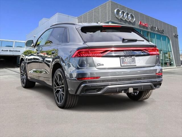 2023 Audi Q8
