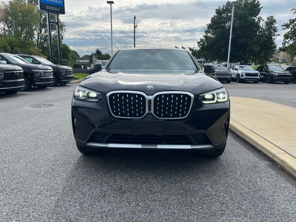 2023 BMW X4