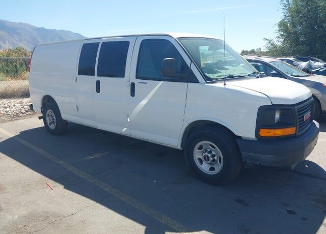 2015 GMC Savana