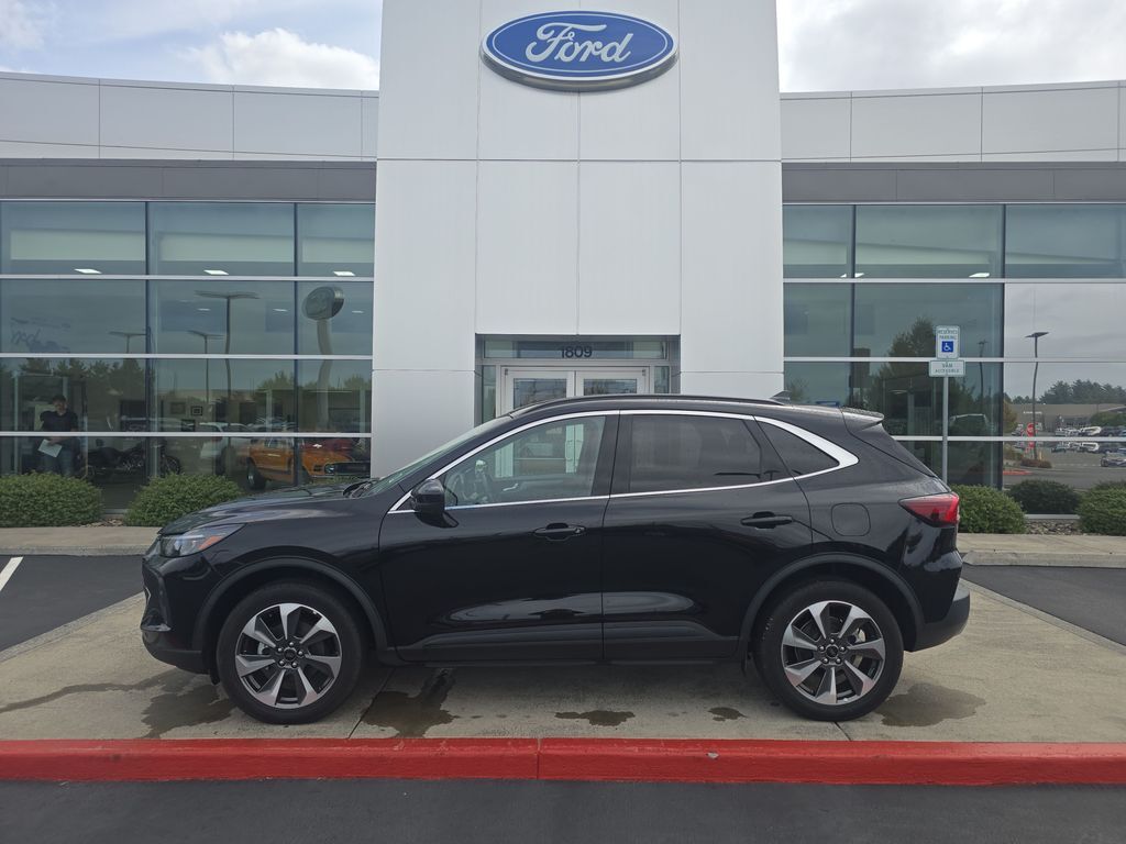 2024 FORD Escape