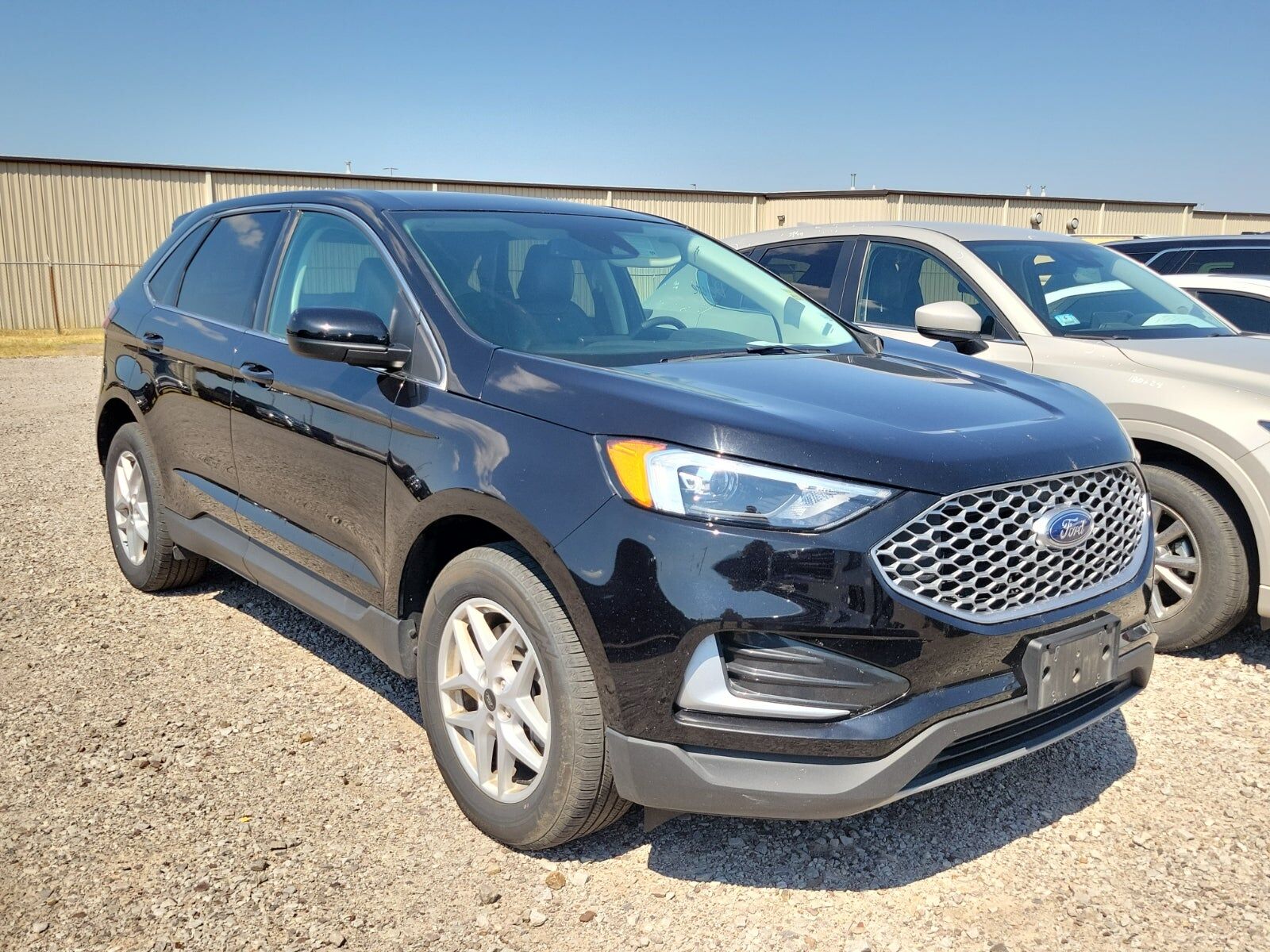 2024 FORD Edge