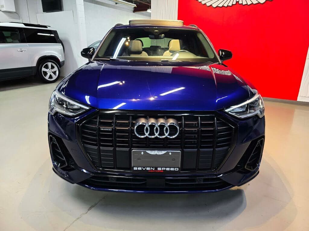 2022 Audi Q3