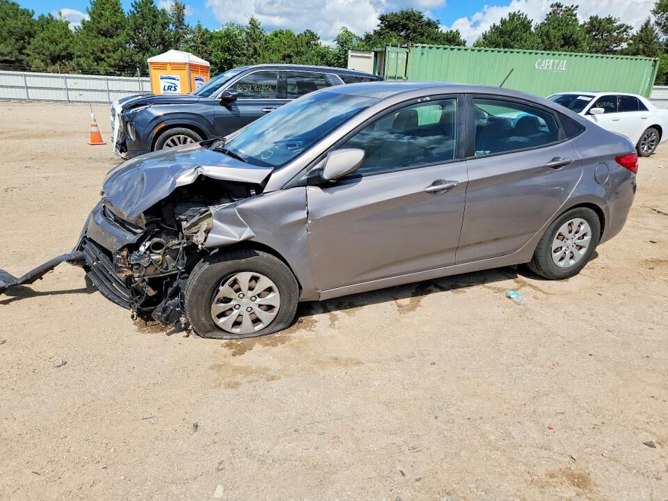 2017 HYUNDAI Accent