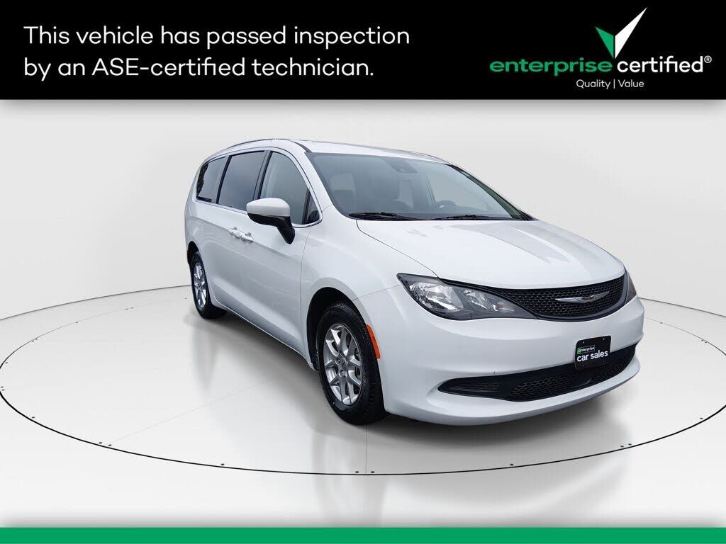 2023 CHRYSLER Voyager
