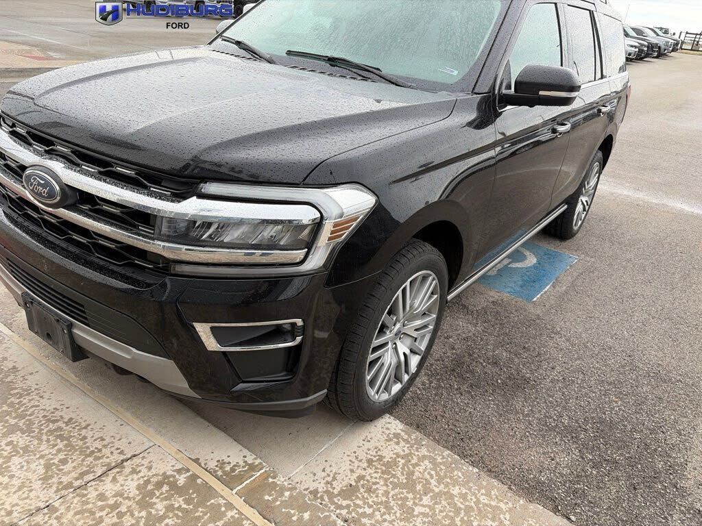 2022 FORD Expedition