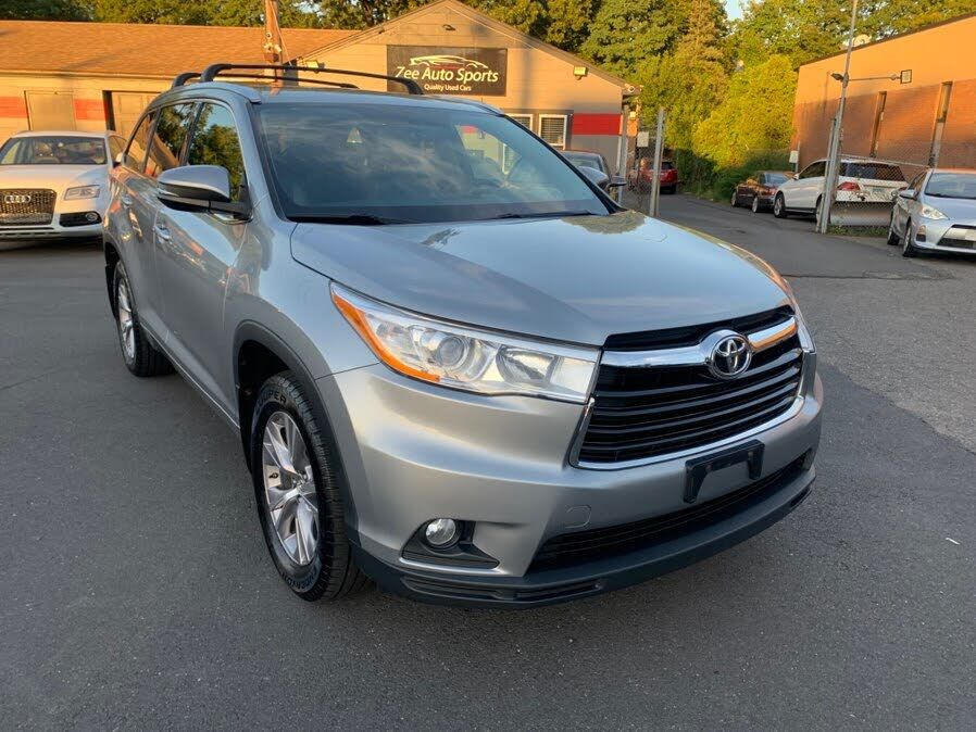 2014 TOYOTA Highlander