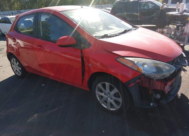 2011 MAZDA Mazda2