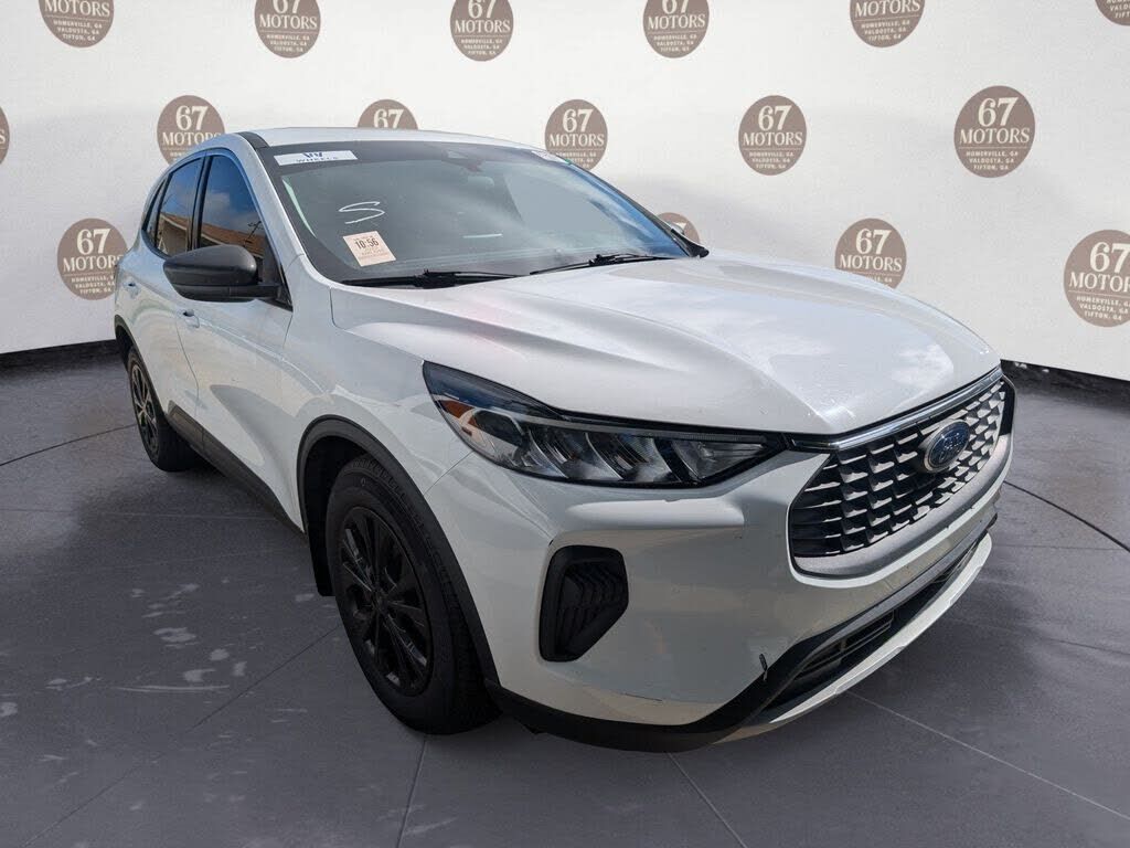 2023 FORD Escape