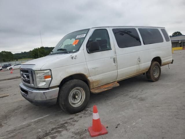 2011 FORD E-350