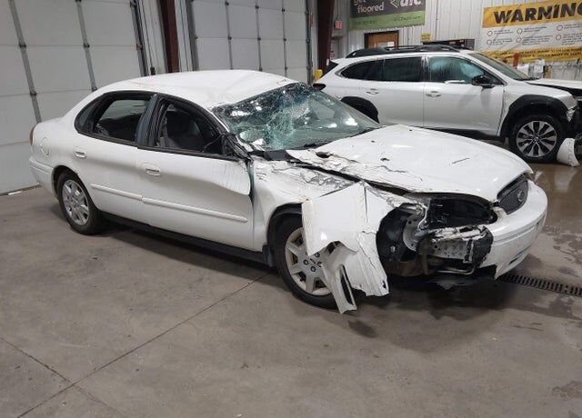 2006 FORD Taurus