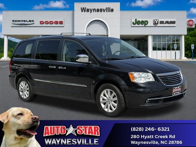 2015 CHRYSLER Town and Country