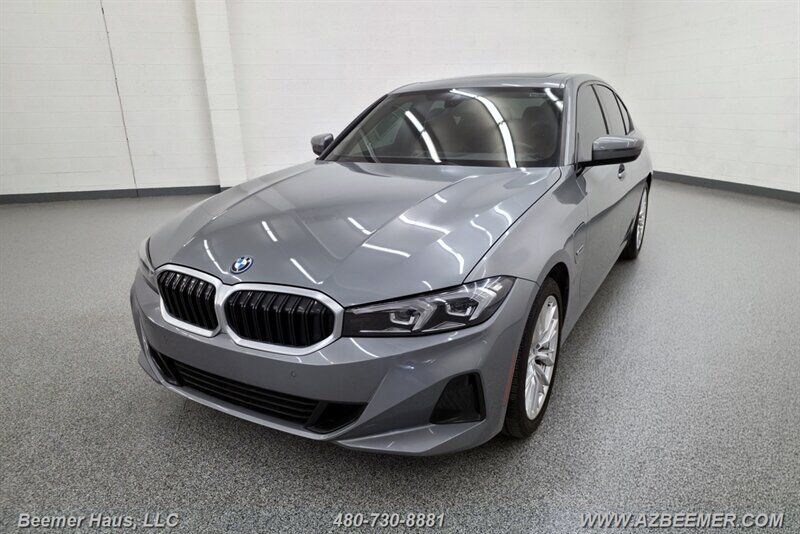 2023 BMW 330e