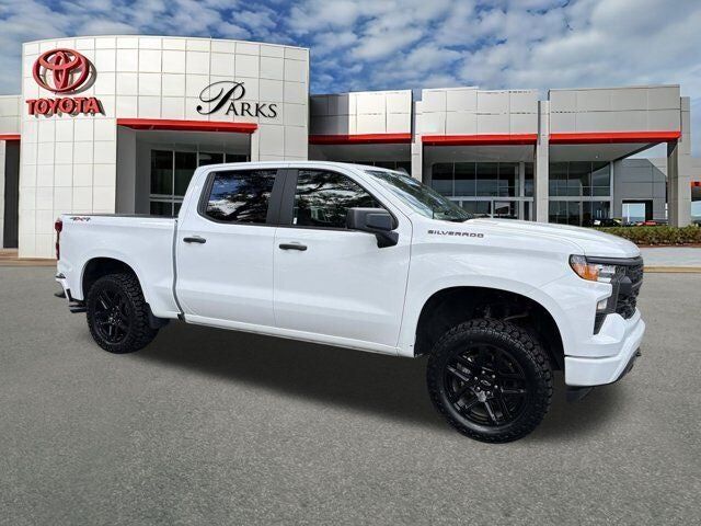 2025 CHEVROLET Silverado