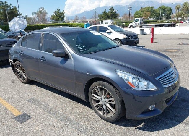 2012 INFINITI G37