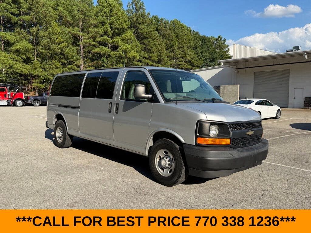 2017 CHEVROLET Express