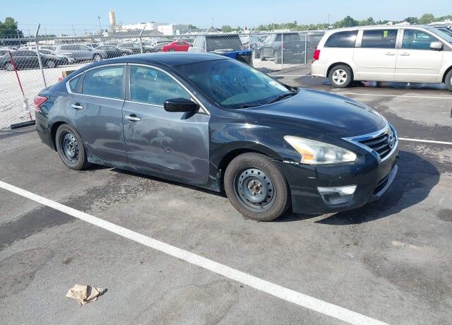 2013 NISSAN Altima