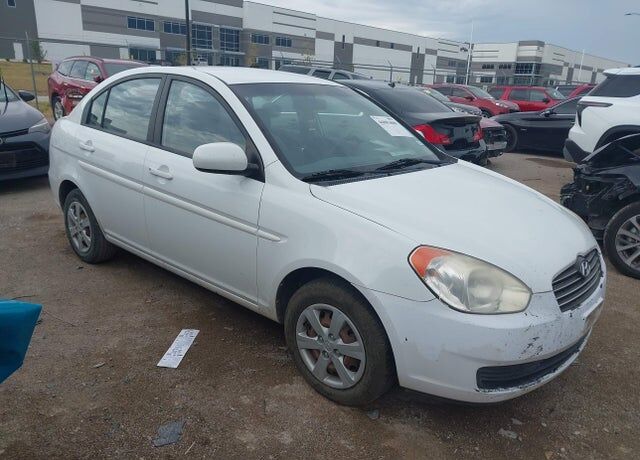2010 HYUNDAI Accent