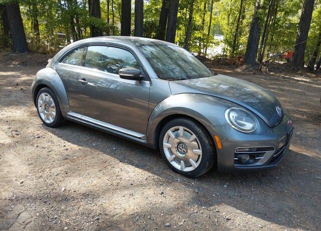 2018 VOLKSWAGEN Beetle