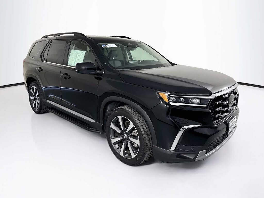 2025 HONDA Pilot