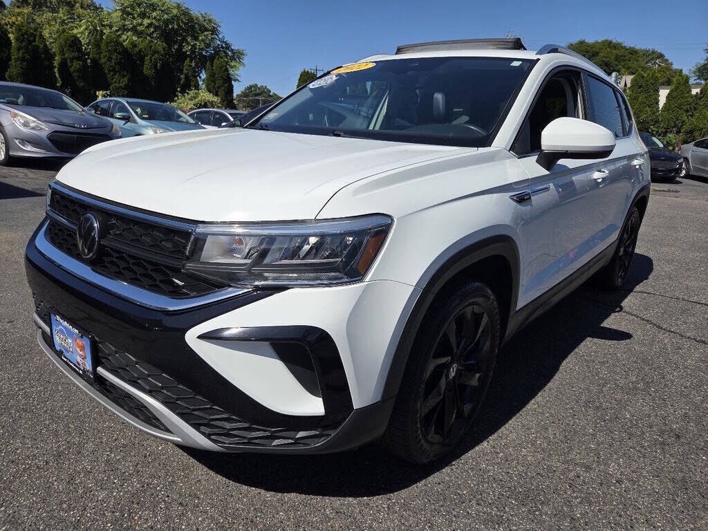2022 VOLKSWAGEN Taos