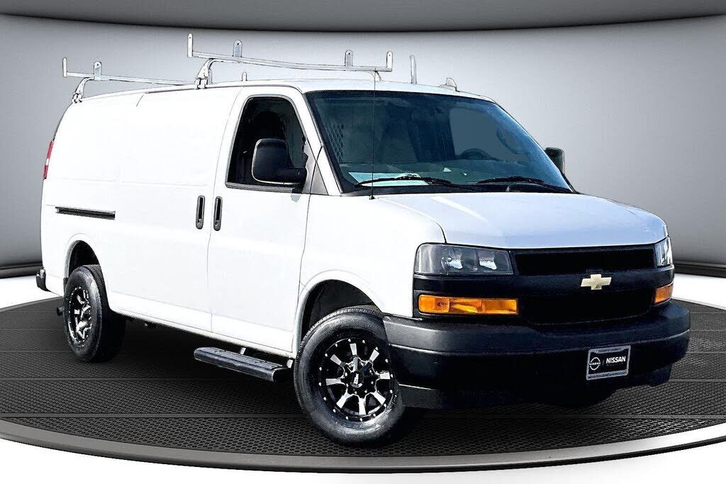 2021 CHEVROLET Express