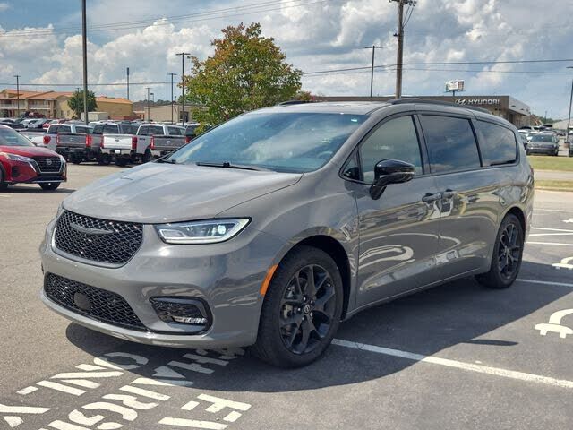 2025 CHRYSLER Pacifica