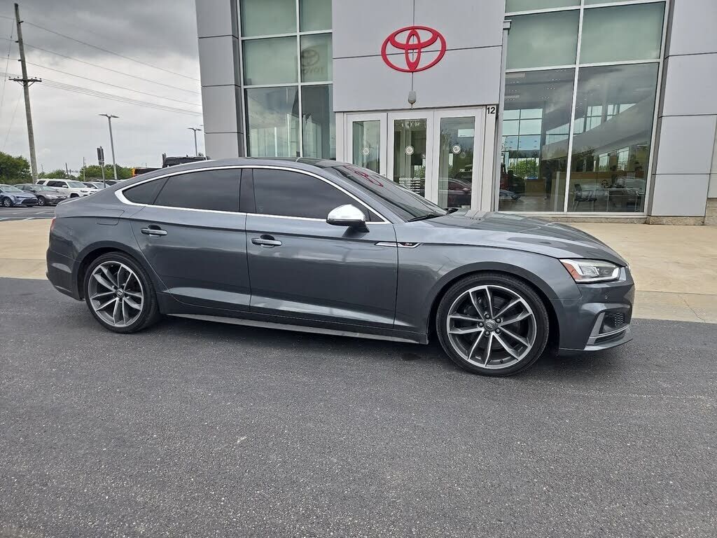 2018 AUDI S5