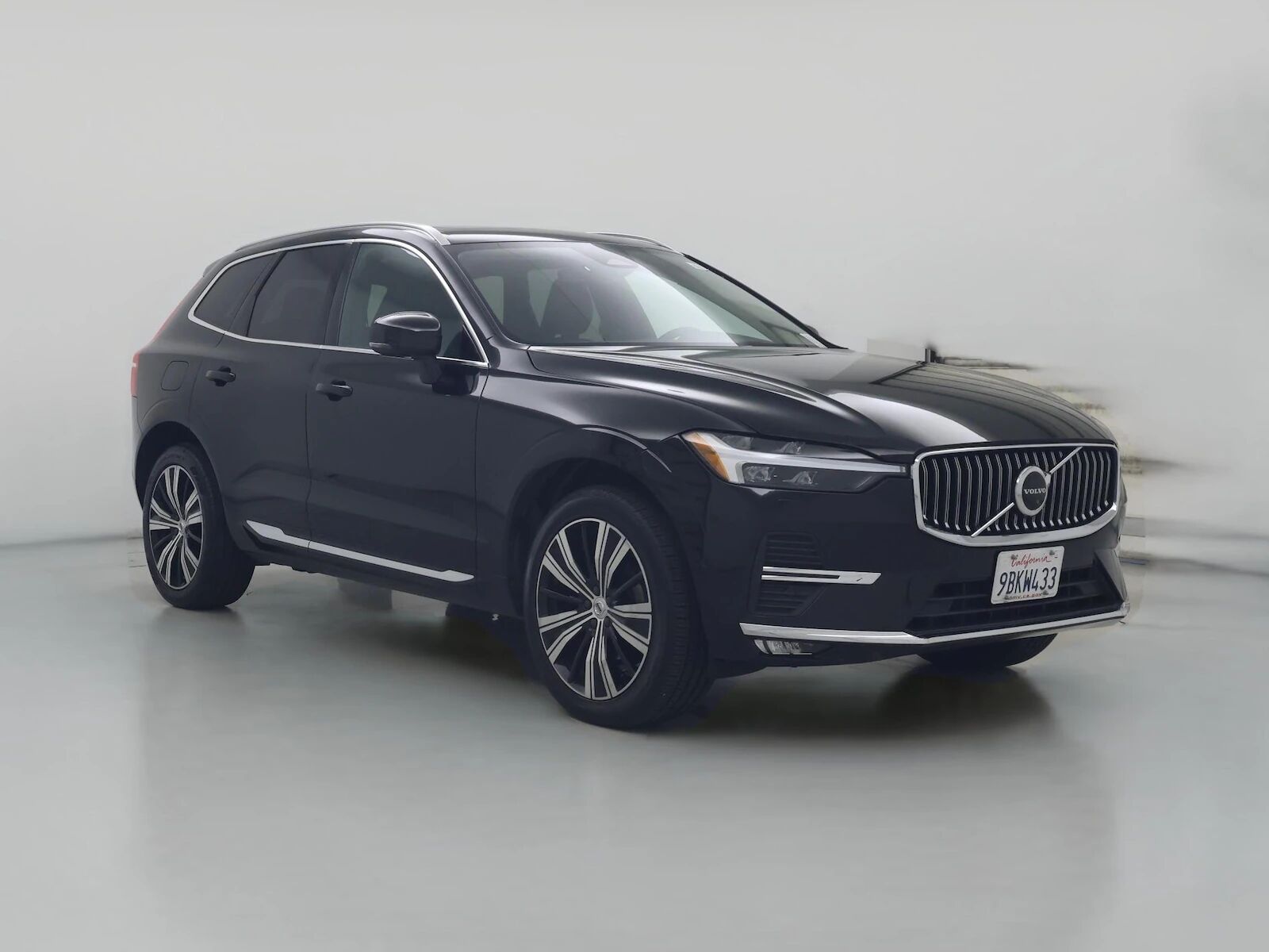 2022 VOLVO XC60