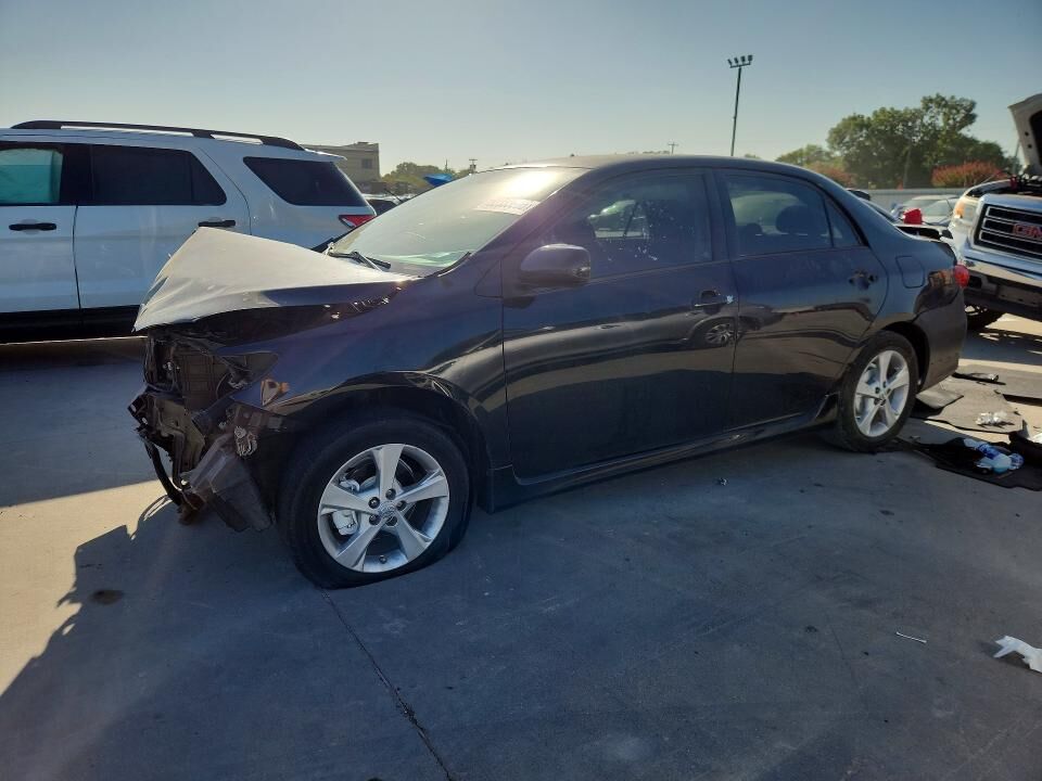 2013 TOYOTA Corolla