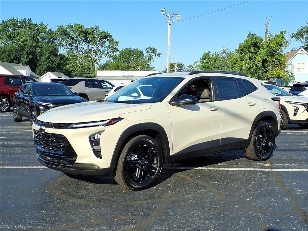 2026 CHEVROLET Trax