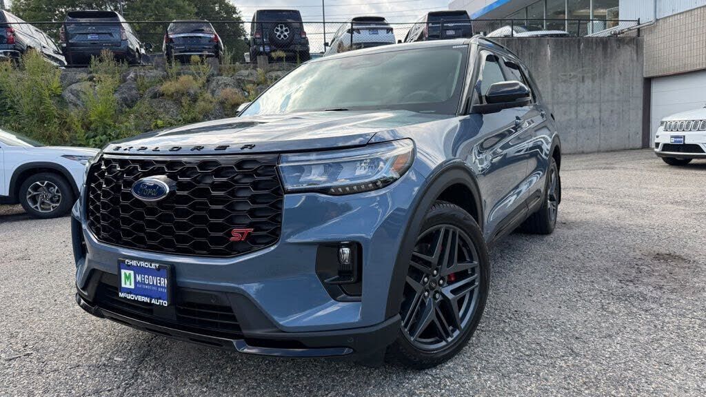 2025 FORD Explorer