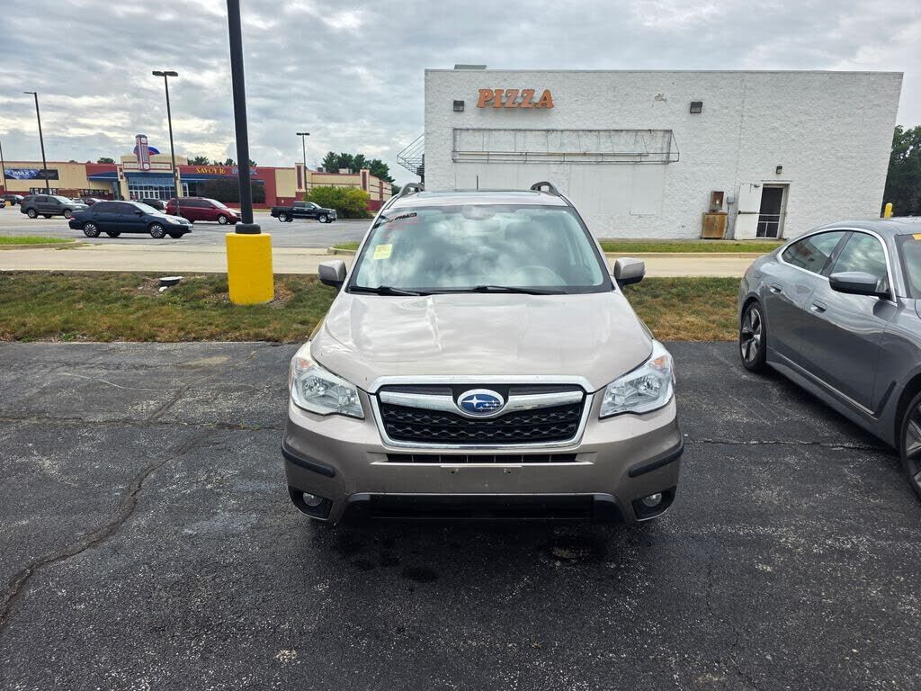 2015 SUBARU Forester