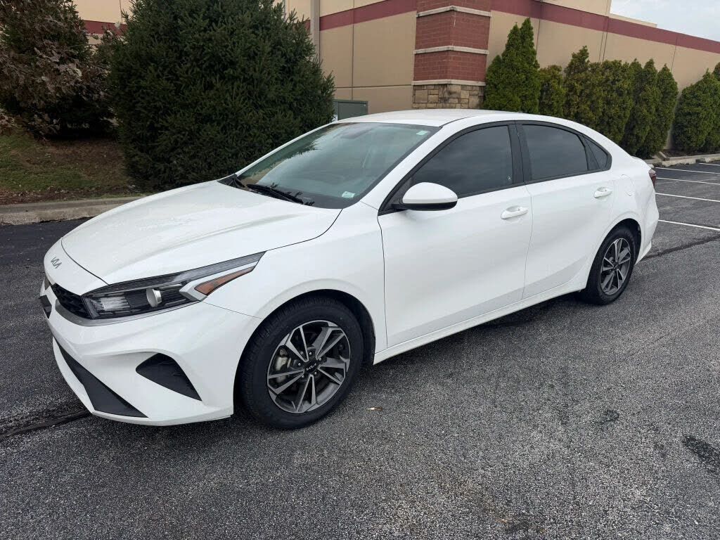 2023 KIA Forte