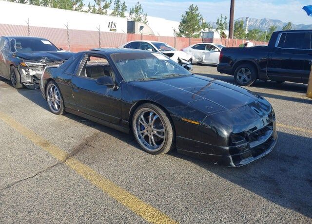 1985 PONTIAC Fiero