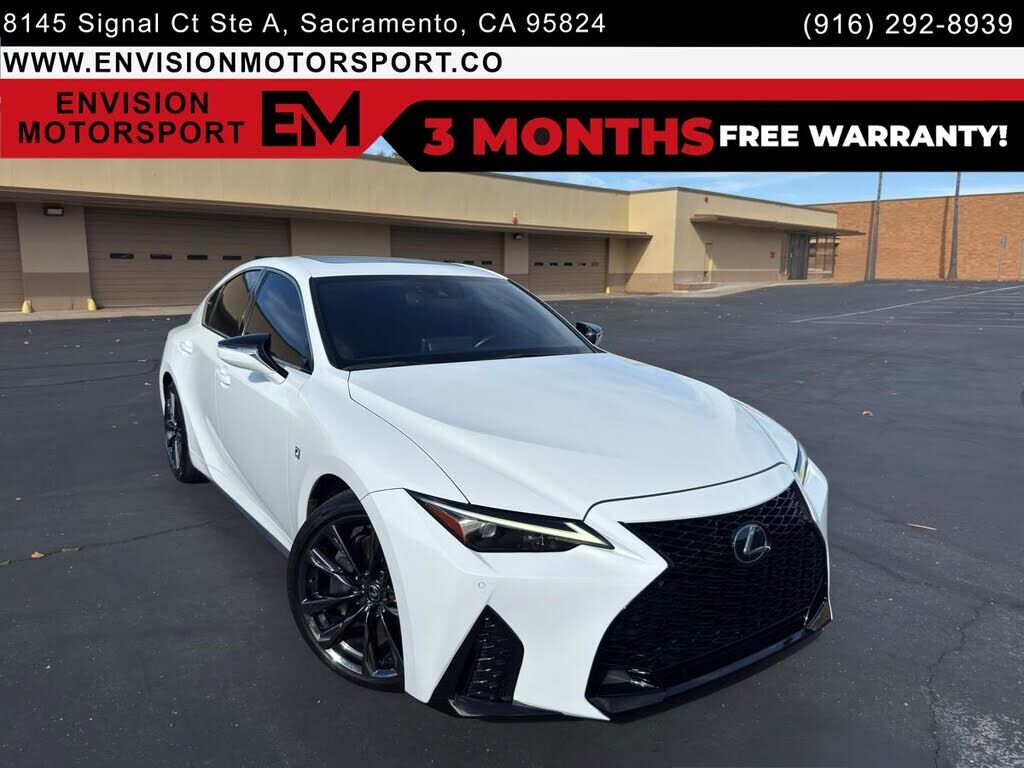 2022 LEXUS IS