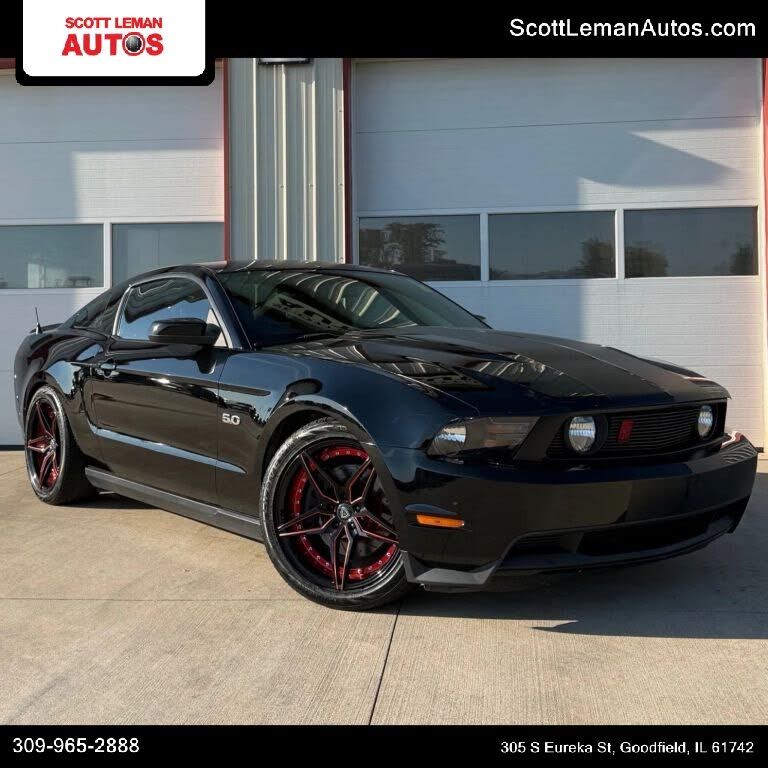 2011 FORD Mustang