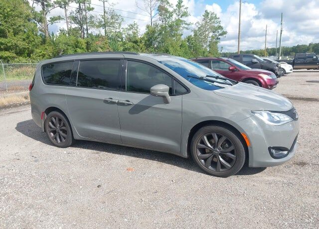2020 CHRYSLER Pacifica
