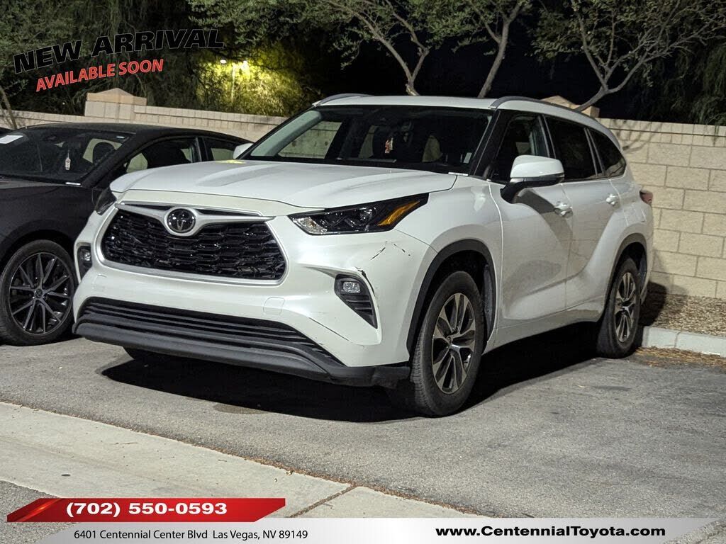 2023 TOYOTA Highlander