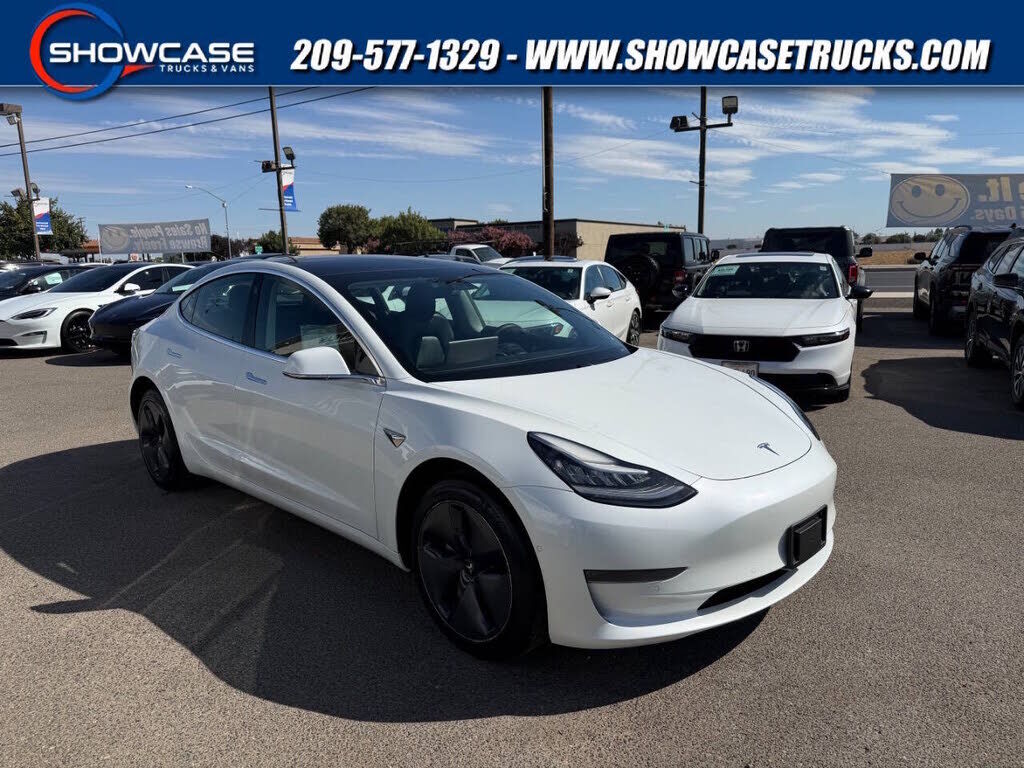 2020 TESLA Model 3