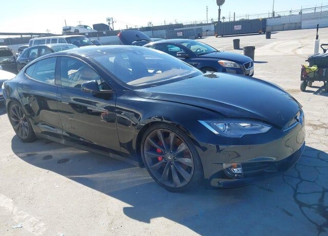 2014 TESLA Model S