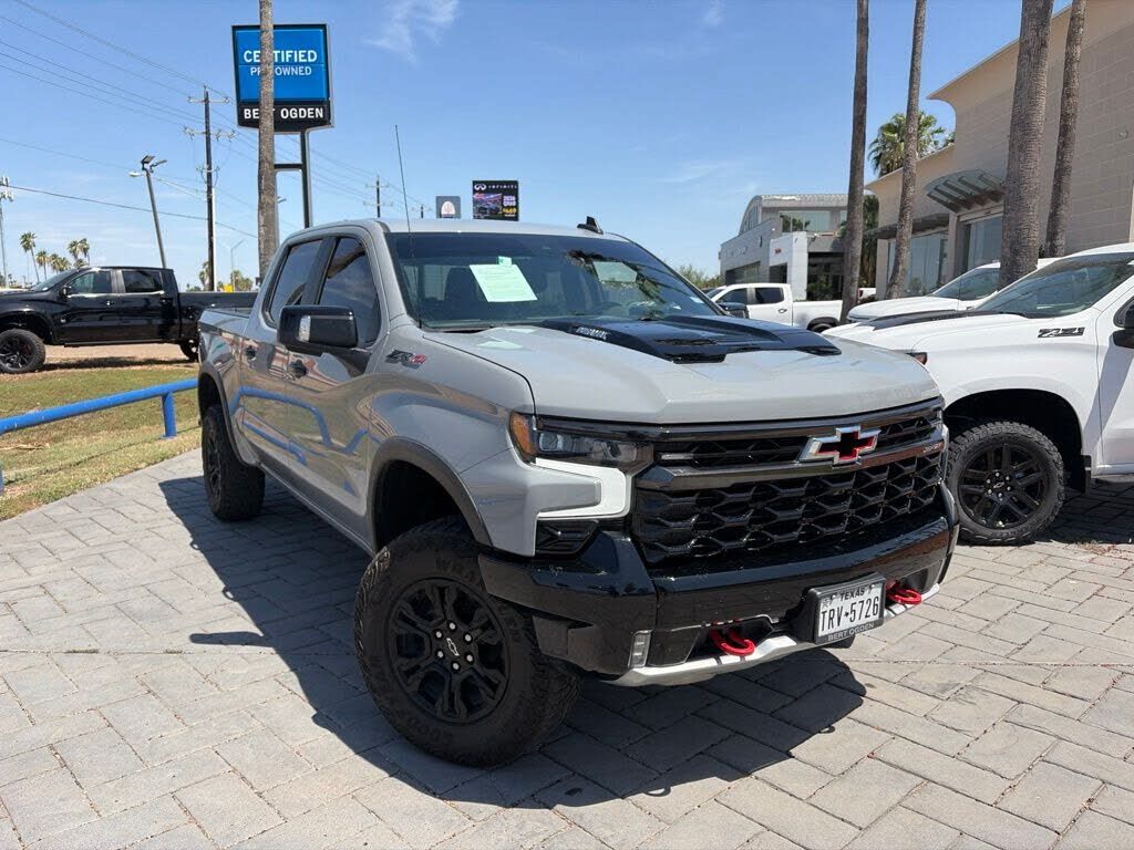 2024 CHEVROLET Silverado