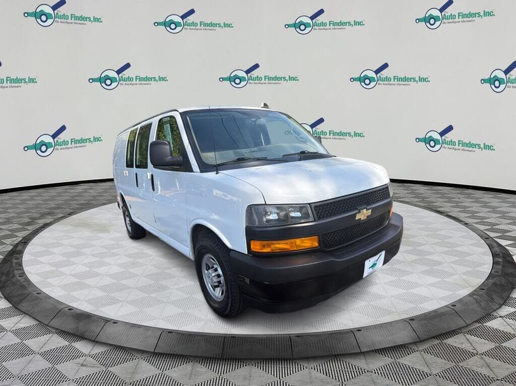 2019 CHEVROLET Express