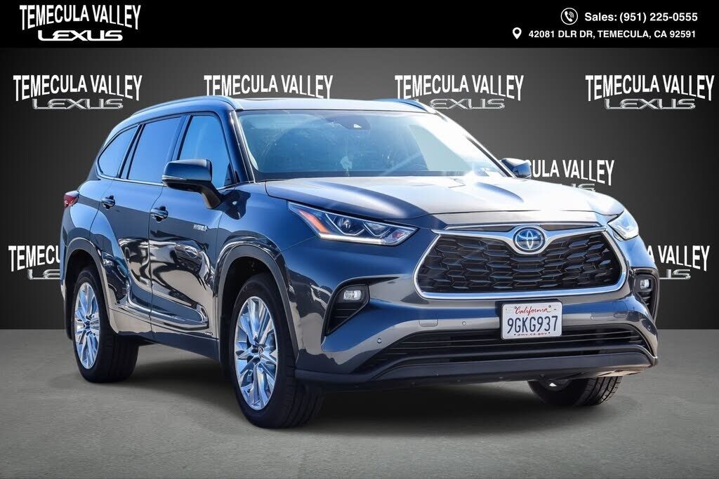 2021 TOYOTA Highlander