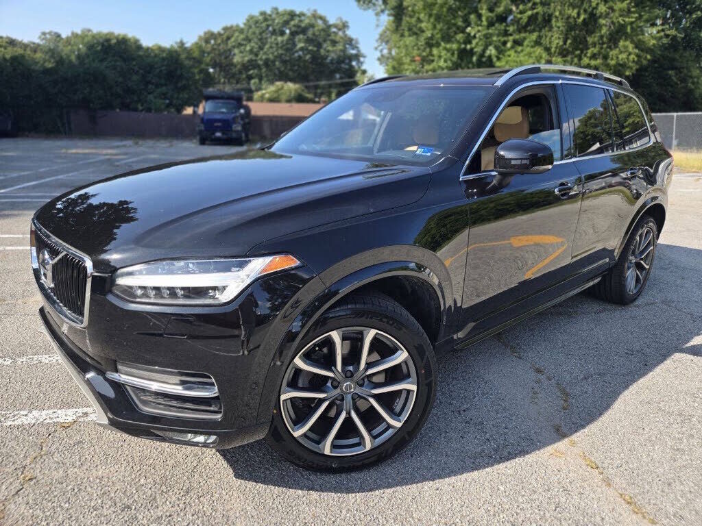 2017 VOLVO XC90