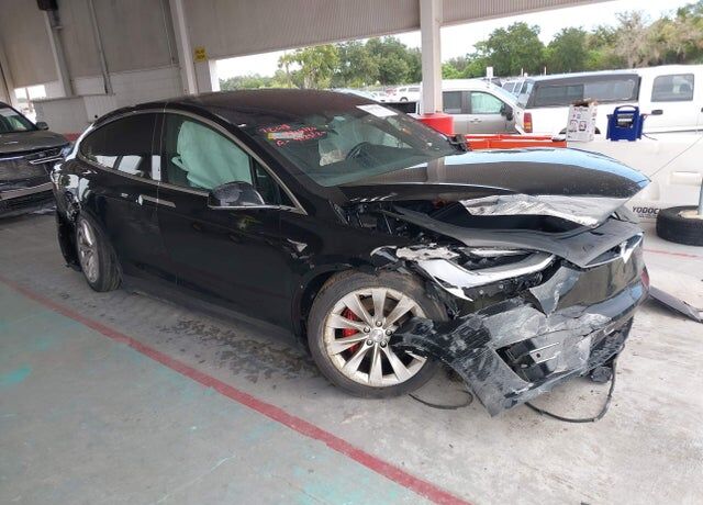 2021 TESLA Model X