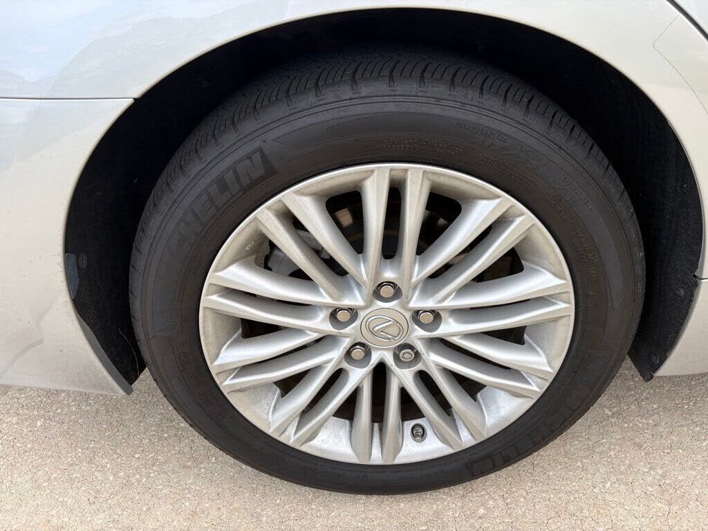 2017 Lexus ES